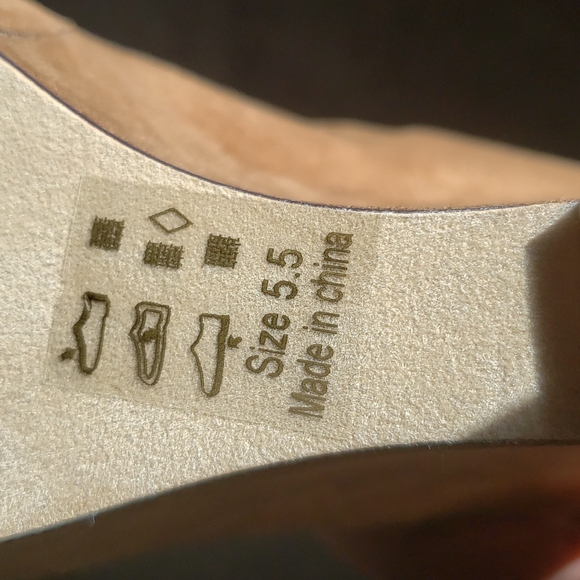 Faux suede camel/tan colored boots - Picture 2 of 6